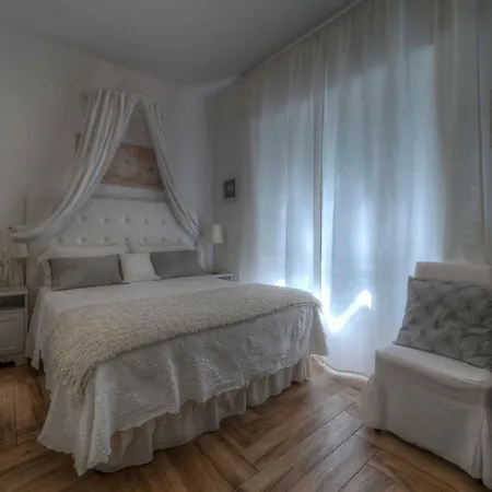 فندق مبيت وإفطار Ca' Du Ale 4*