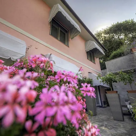 Ca' Du Ale Oda ve Kahvaltı Sestri Levante